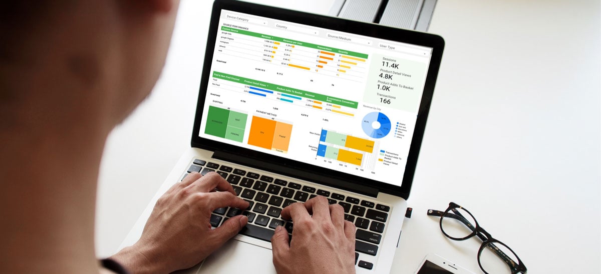 Data-studio-screen-campaign-creators-pypeCEaJeZY-unsplash